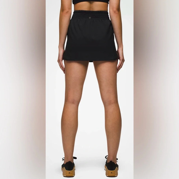 NWT Prana Peak to Pavement Skort Black Size S - Picture 3 of 9